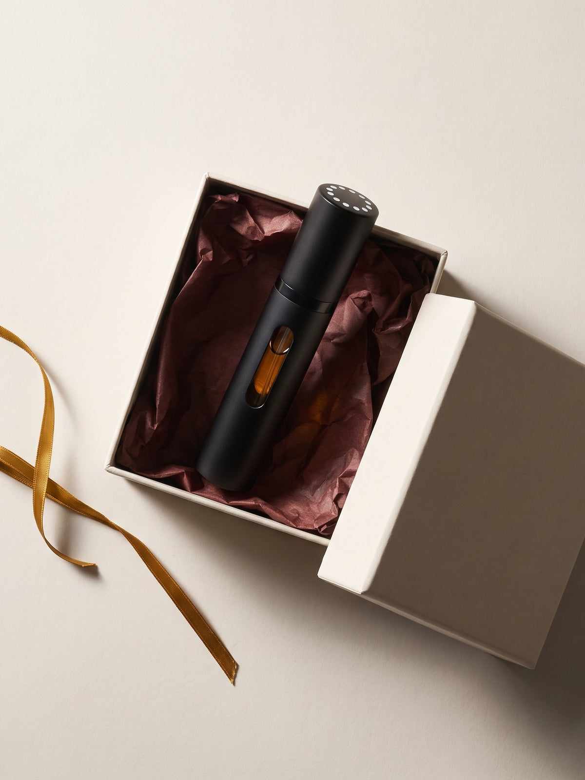 The travel spray in a gift box